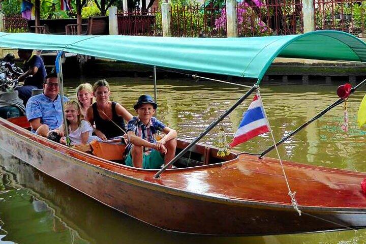 Passeio de barco privado 'Breeze & Pleased' - 2 horas (autoguiado)