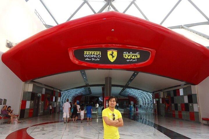 Tour della città di Abu Dhabi da Dubai
