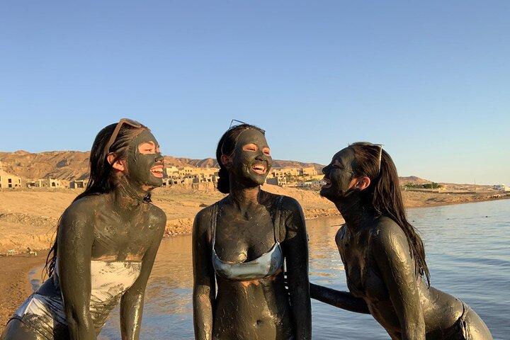 Excursão privada de 3 dias de Amã a Petra Wadi Rum Aqaba Mar Morto