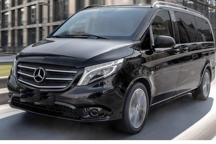 Private Transfers in Menara Airport Marrakech from or to Hotels