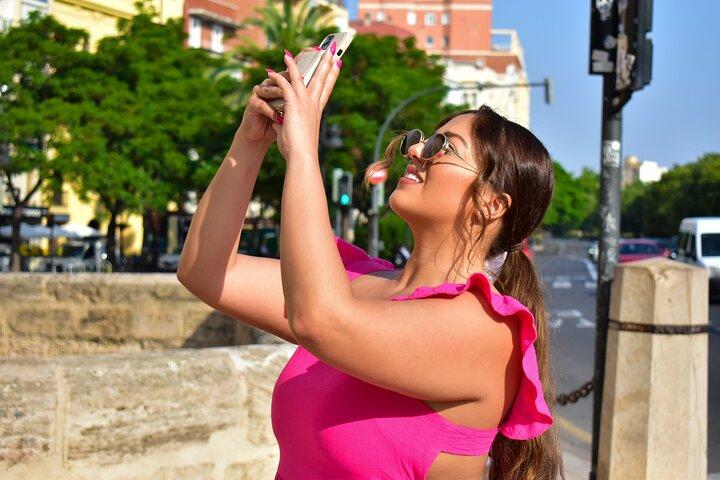 Tour Fotográfico Privado por el Casco Antiguo de Valencia