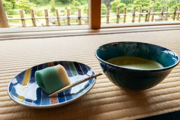 金沢発 1 日ツアー：侍、抹茶、庭園、芸妓