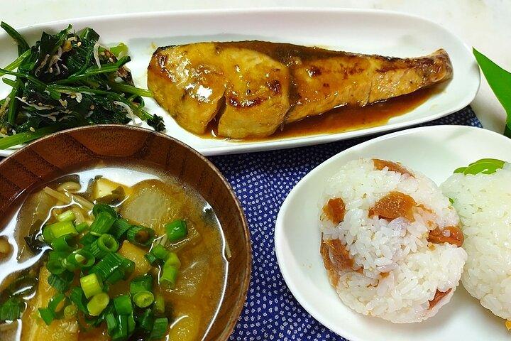 Classe de cozinha japonesa em Chiba com Miyuki