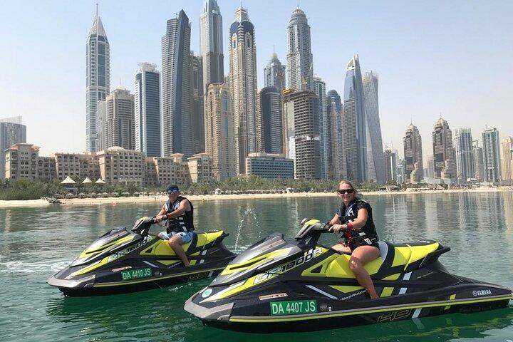 Passeio Privado de Jet Ski de 30 Minutos em Dubai