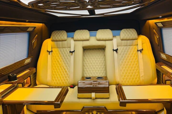 Luxury Maybaych Van İstanbul Airport Meet Transfer