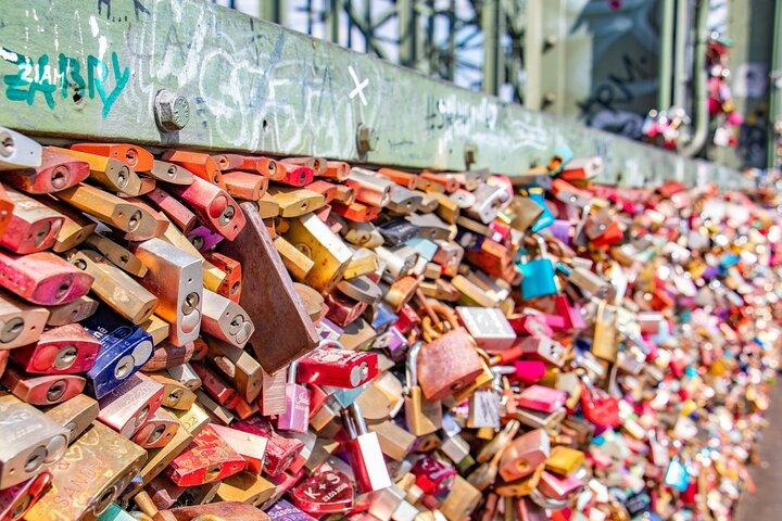 ケルンの最高のストリート アート クォーターを探索する