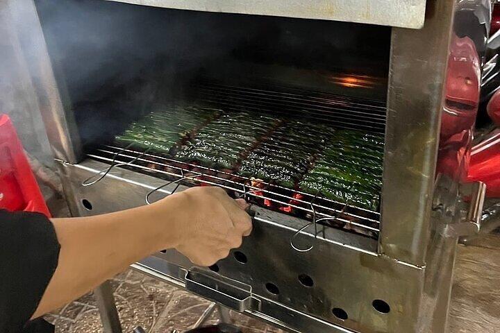 Excursão gastronômica noturna a pé em Saigon