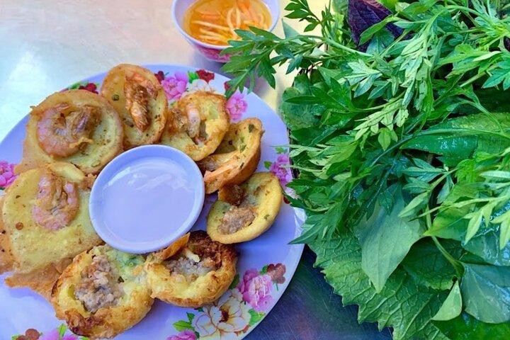 Excursão gastronômica noturna a pé em Saigon