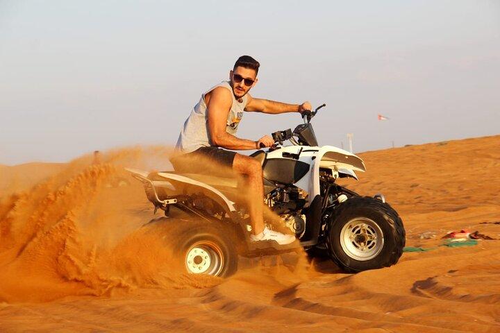 Deserto Safari com quad bike por 30 minutos