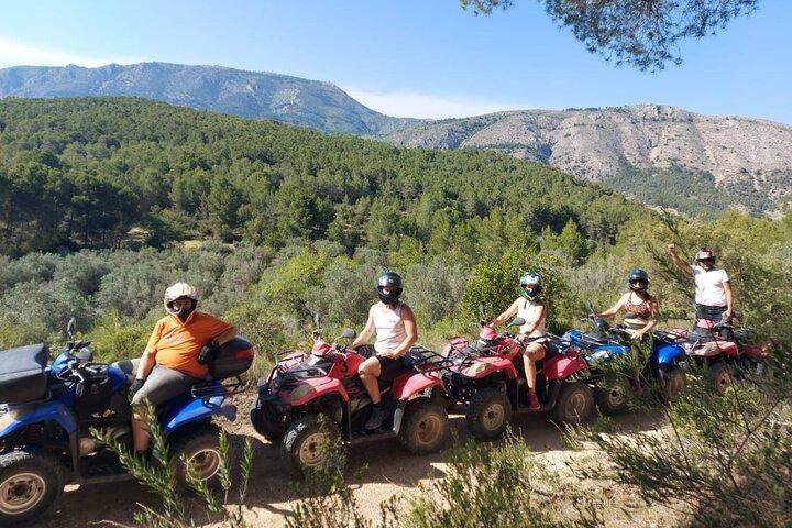 Visita Guiada en Cuatrimoto a Las Cascadas Fuentes del Algar