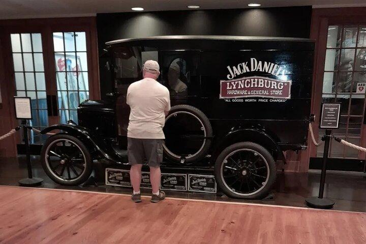 Tour della distilleria Jack Daniels Smooth, shopping e barbecue