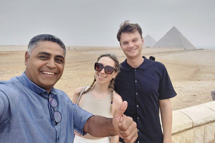 El Cairo desde Sharm El Sheikh en avión, excursión de un día VIP con todo incluido