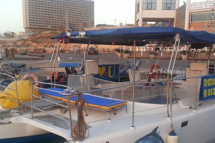 Tel Aviv: passeio de barco privado com passeios turísticos e diversão na água