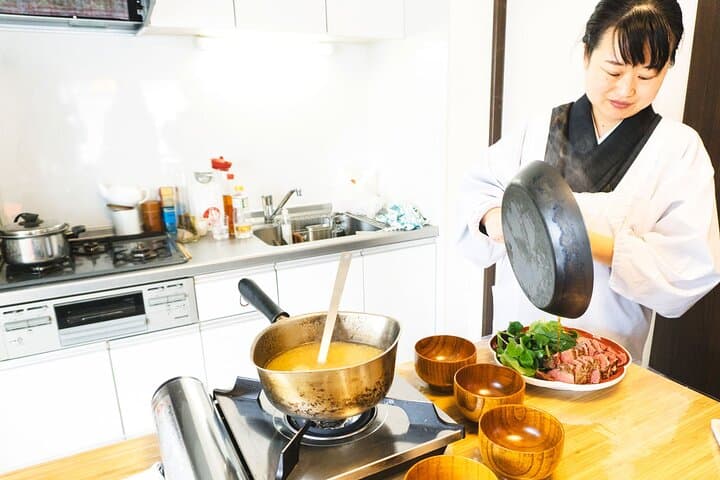 Private Japanese Cooking Class in Osaka with Culinary Expert Yoko