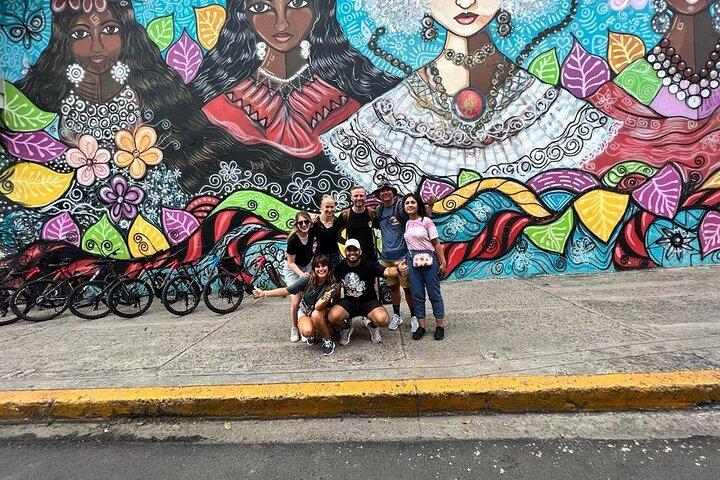 Cykeltur i gamle bydel og Panama City med lokale markeder