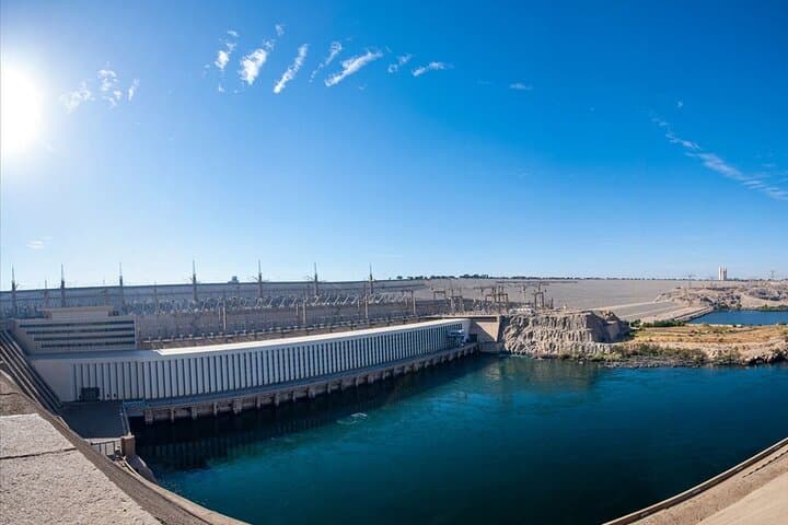 Sightseeing Tour from Luxor to Aswan for Exploration