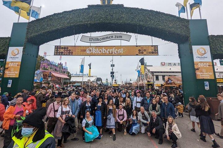 Experiencia guiada de día completo del Oktoberfest de Múnich