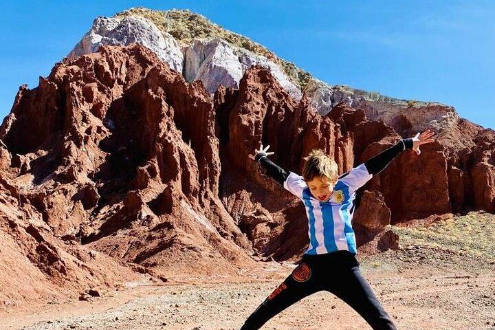 Tour Privado: Vale do Arco-Íris + Petróglifos em San Pedro de Atacama