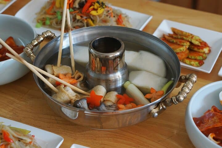 K-food cooking Japchae Mandu Tteokbokki & Fishcake