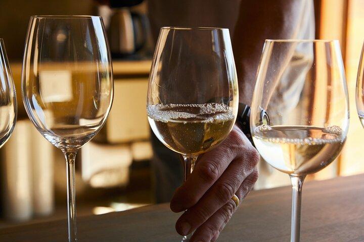 3 種類のイタリア産スパークリングワインとその見分け方: プロセッコ、フランチャコルタ...