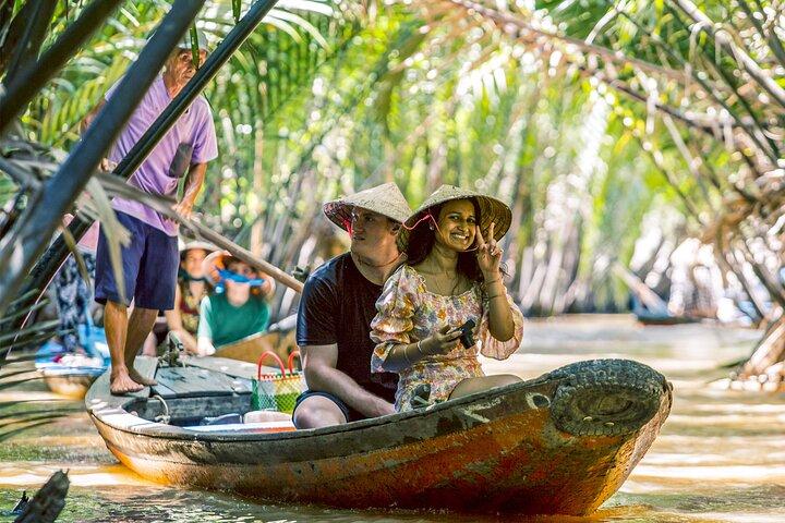 小グループメコンデルタ日帰り旅行：ボート、コテージ＆パゴダ