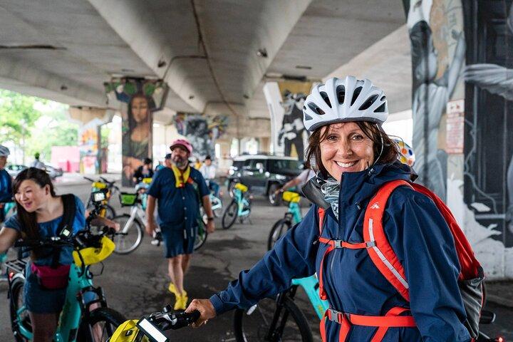 San Antonio E-Bike Tour: Murals, Street Art and Hidden Gems