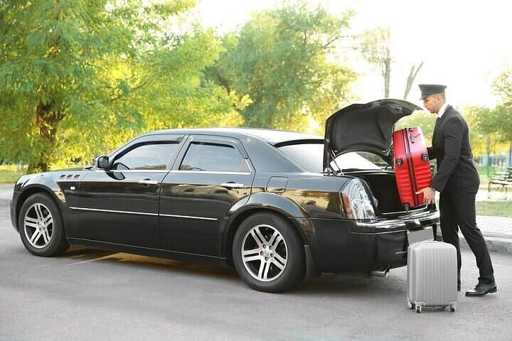 Private Airport Transfer Milan to Milano Malpensa Airport