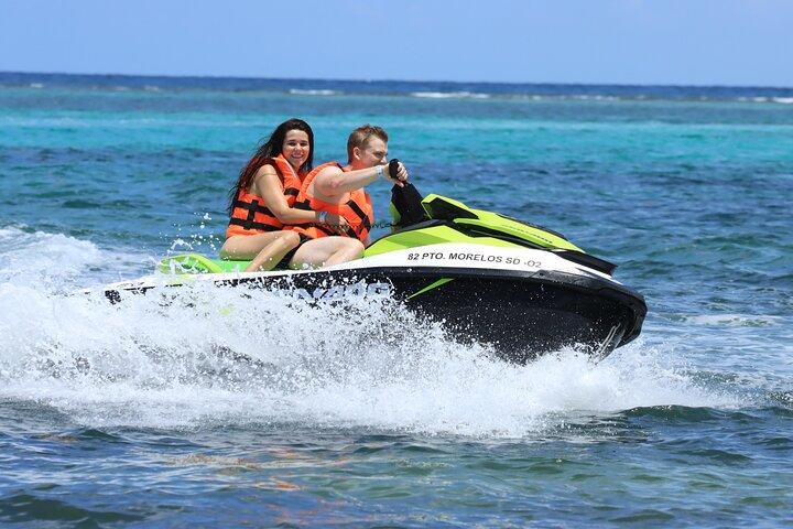 Dirija um Waverunner na bela praia de Maroma com transporte