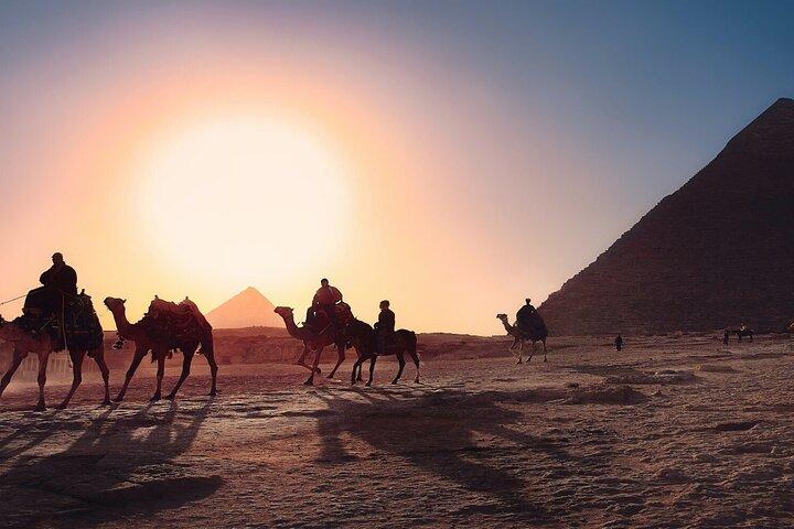 Visite guidée privée à Gizeh, au Caire et à Saqqarah