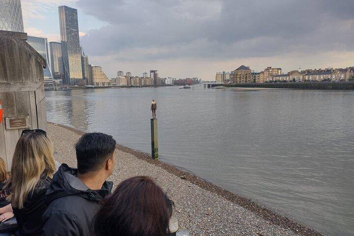 ロンドン小グループツアー： オールド・ロンドンの海賊パブ半日
