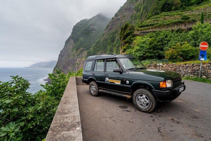 Avslöja Västra Madeira: 4x4 klippor, pooler och utsikt