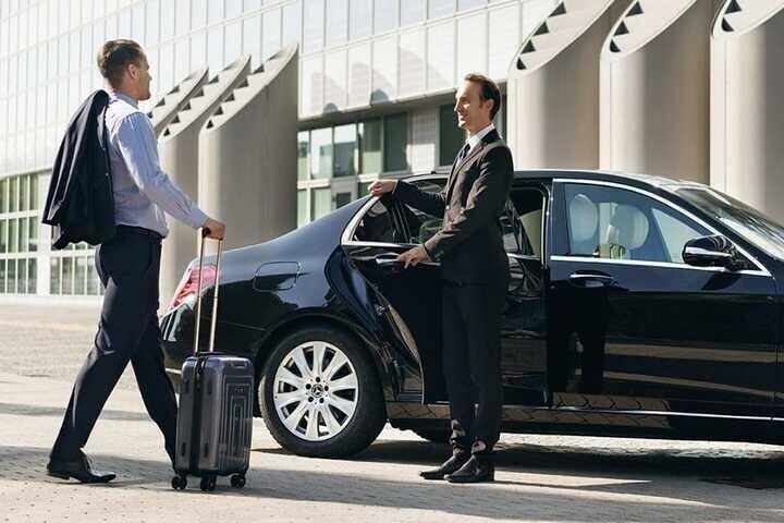 Luchthaventransfers van Dubai Airport naar hotels in Dubai