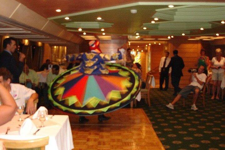 Dîner-croisière privée de 3 heures sur le Nil Maxim sur le Nil