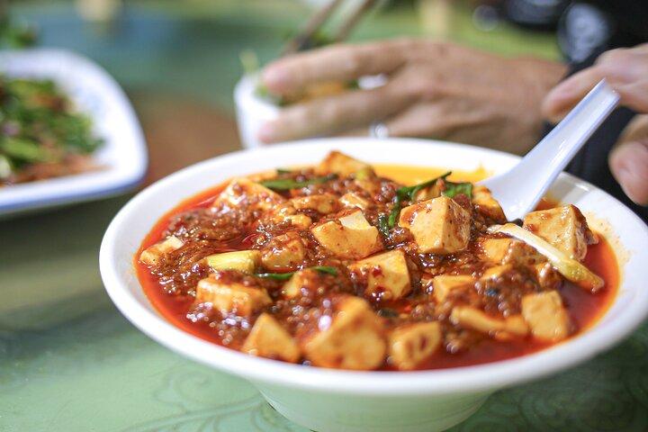 Tuktuk-Food-Tour durch Chengdus lokale Restaurants