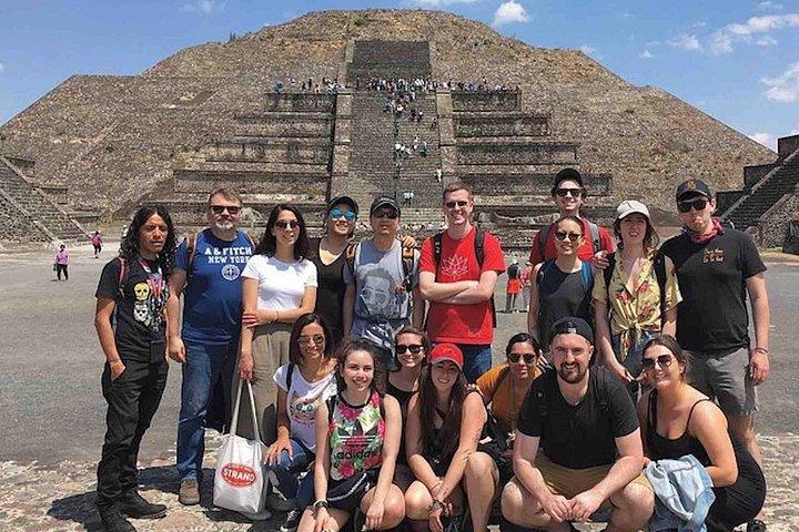 Teotihuacán Pyramids & Basílica de Guadalupe