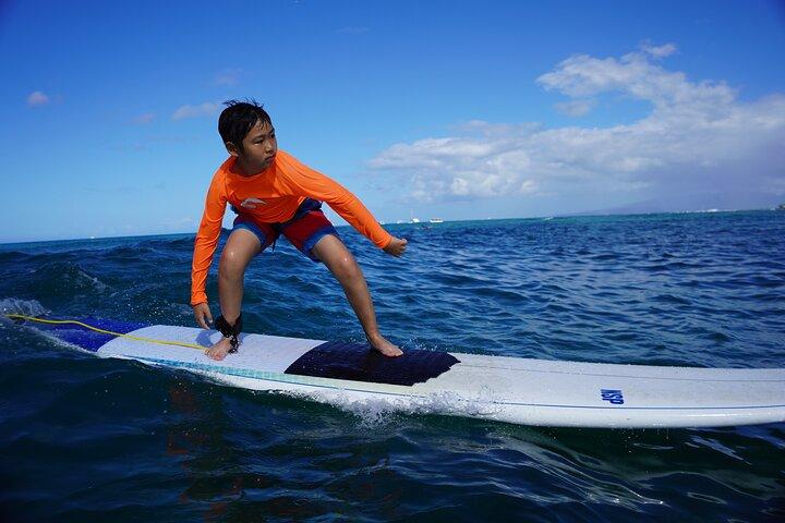 Clases particulares de surf en grupo