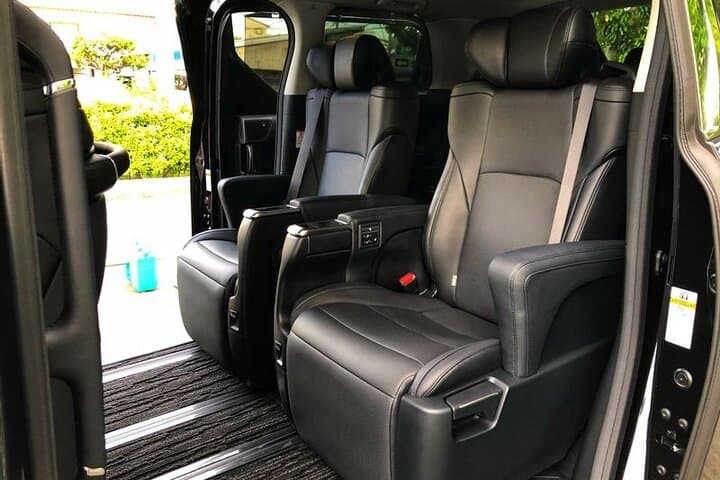 Tokyo: Private Transfer from/to Yokohama Port