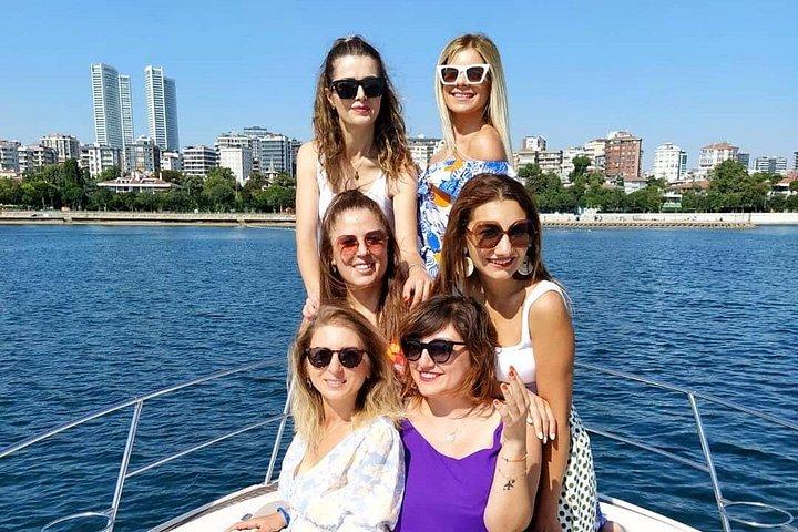 Lotus Mega Yacht 3 Hour Dinner Sail with Optional Transfer