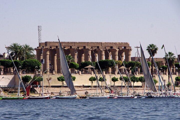 Luxor City Tour with Multi Day Transportation Private