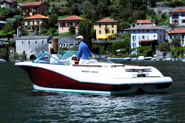 Lake Como: 2-Hour Luxury Speedboat Private Tour