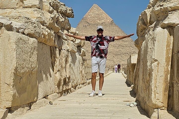 All-in-One Giza Tour, inside Pyramid, sphinx, Camel ride & lunch