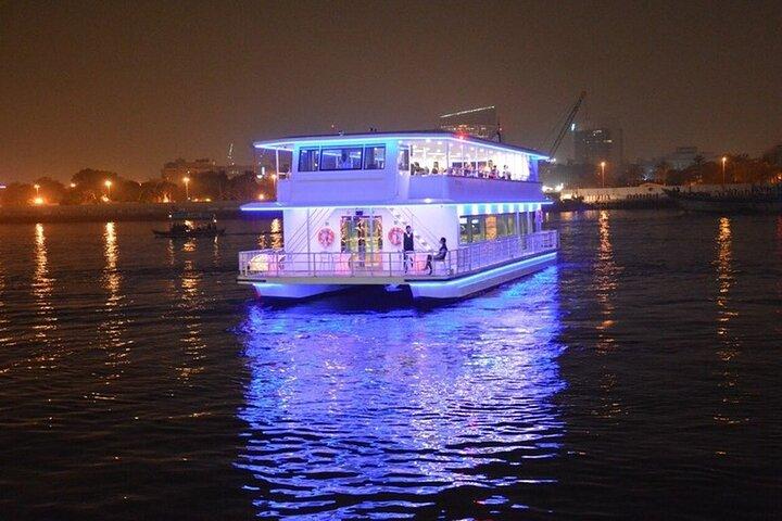Dîner-croisière en catamaran de luxe - Marina DXB avec transfert privé