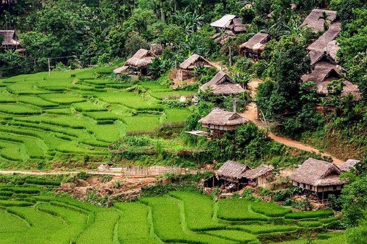 Pu Luong Day Trip da Hanoi (pranzo, speleologia, passeggiate e bicicletta)