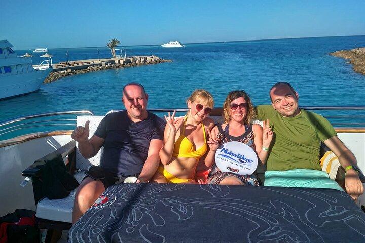 Heldagssnorkling i Hurghada Dolphin House