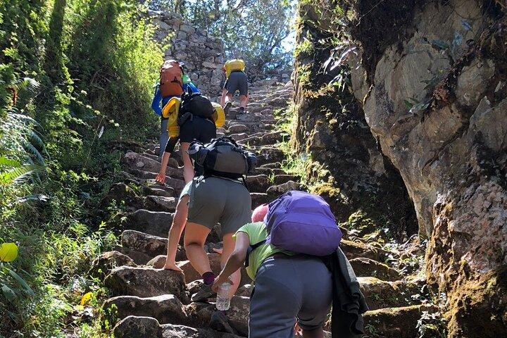 Private 2 Day Inca Trail para Machu Picchu com o nascer do sol em Sun Gate