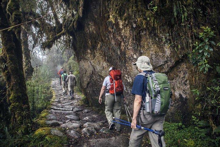 Private 2 Day Inca Trail para Machu Picchu com o nascer do sol em Sun Gate