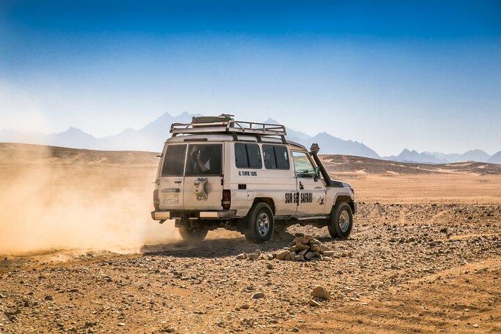 Marsa Alam Super Safari: Jeep, Quad & Camel med beduinmiddag