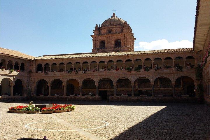 Cusco Markets and Ruins Small Group Tour