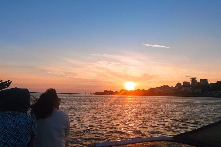 Porto: Private Boat Tour on the Douro River - Up to 6 People