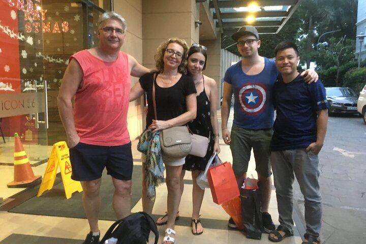 Trasferimento privato dal centro di Saigon all'aeroporto di Tan Son Nhat (SGN)